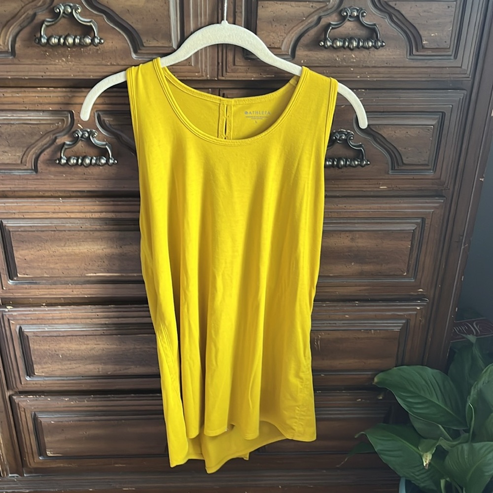 Athleta Gold Sleeveless Tank Top
